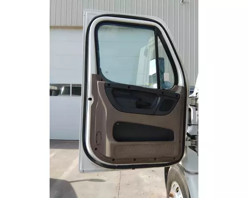 FREIGHTLINER CASCADIA 2008-2018 DOOR ASSEMBLY, FRONT