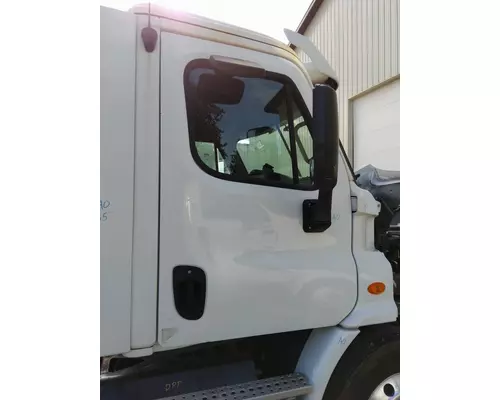 FREIGHTLINER CASCADIA 2008-2018 DOOR ASSEMBLY, FRONT