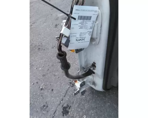 FREIGHTLINER CASCADIA 2008-2018 DOOR ASSEMBLY, FRONT