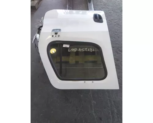 FREIGHTLINER CASCADIA 2008-2018 DOOR ASSEMBLY, FRONT