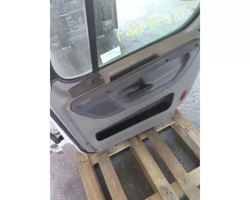 FREIGHTLINER CASCADIA 2008-2018 DOOR ASSEMBLY, FRONT