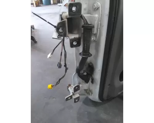 FREIGHTLINER CASCADIA 2008-2018 DOOR ASSEMBLY, FRONT
