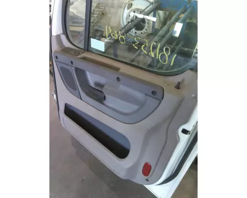 FREIGHTLINER CASCADIA 2008-2018 DOOR ASSEMBLY, FRONT