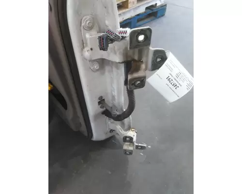 FREIGHTLINER CASCADIA 2008-2018 DOOR ASSEMBLY, FRONT
