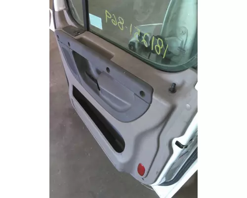 FREIGHTLINER CASCADIA 2008-2018 DOOR ASSEMBLY, FRONT