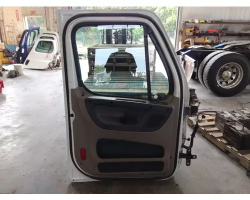 FREIGHTLINER CASCADIA 2008-2018 DOOR ASSEMBLY, FRONT
