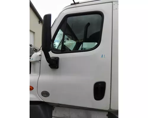 FREIGHTLINER CASCADIA 2008-2018 DOOR ASSEMBLY, FRONT