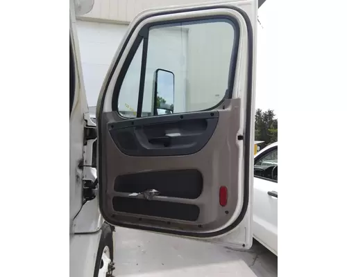 FREIGHTLINER CASCADIA 2008-2018 DOOR ASSEMBLY, FRONT