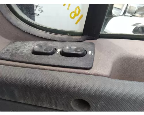 FREIGHTLINER CASCADIA 2008-2018 DOOR ASSEMBLY, FRONT