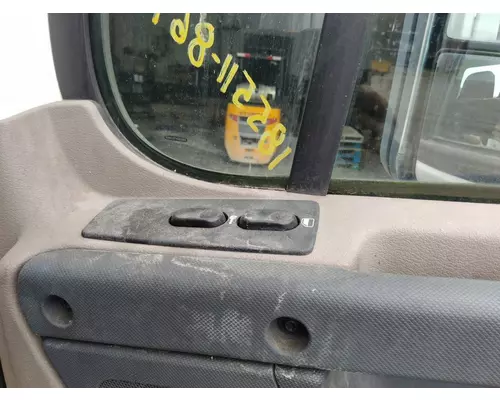 FREIGHTLINER CASCADIA 2008-2018 DOOR ASSEMBLY, FRONT