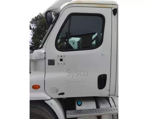 FREIGHTLINER CASCADIA 2008-2018 DOOR ASSEMBLY, FRONT