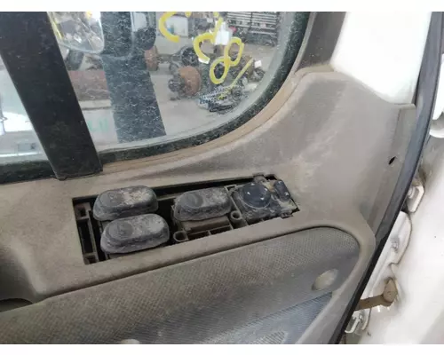 FREIGHTLINER CASCADIA 2008-2018 DOOR ASSEMBLY, FRONT