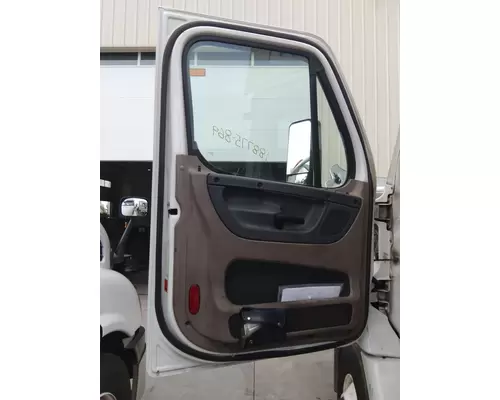 FREIGHTLINER CASCADIA 2008-2018 DOOR ASSEMBLY, FRONT