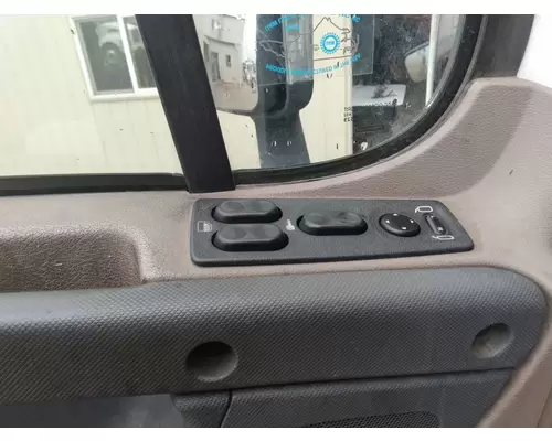FREIGHTLINER CASCADIA 2008-2018 DOOR ASSEMBLY, FRONT
