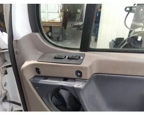 FREIGHTLINER CASCADIA 2008-2018 DOOR ASSEMBLY, FRONT