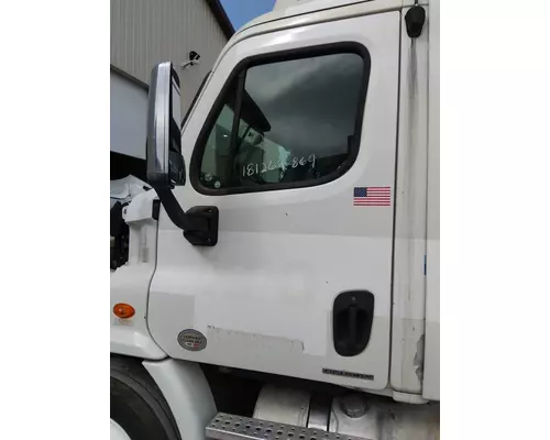 FREIGHTLINER CASCADIA 2008-2018 DOOR ASSEMBLY, FRONT
