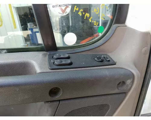 FREIGHTLINER CASCADIA 2008-2018 DOOR ASSEMBLY, FRONT