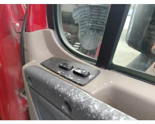 FREIGHTLINER CASCADIA 2008-2018 DOOR ASSEMBLY, FRONT