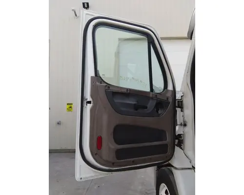FREIGHTLINER CASCADIA 2008-2018 DOOR ASSEMBLY, FRONT