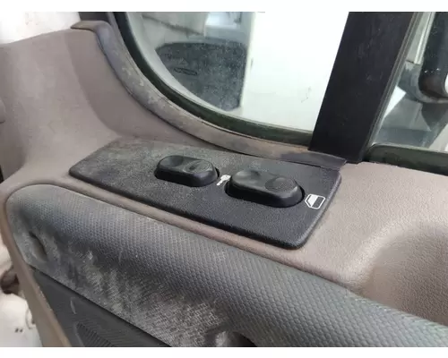 FREIGHTLINER CASCADIA 2008-2018 DOOR ASSEMBLY, FRONT