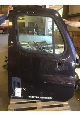 FREIGHTLINER CASCADIA 2008-2018 DOOR ASSEMBLY, FRONT