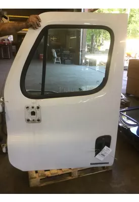 FREIGHTLINER CASCADIA 2008-2018 DOOR ASSEMBLY, FRONT