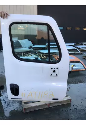 FREIGHTLINER CASCADIA 2008-2018 DOOR ASSEMBLY, FRONT