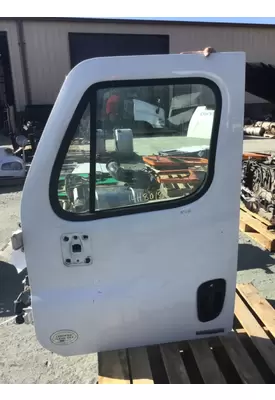 FREIGHTLINER CASCADIA 2008-2018 DOOR ASSEMBLY, FRONT
