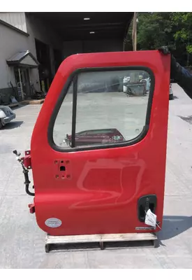 FREIGHTLINER CASCADIA 2008-2018 DOOR ASSEMBLY, FRONT