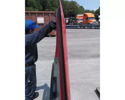 FREIGHTLINER CASCADIA 2008-2018 DOOR ASSEMBLY, FRONT