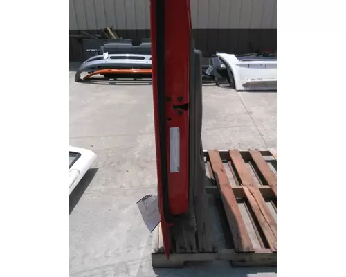 FREIGHTLINER CASCADIA 2008-2018 DOOR ASSEMBLY, FRONT