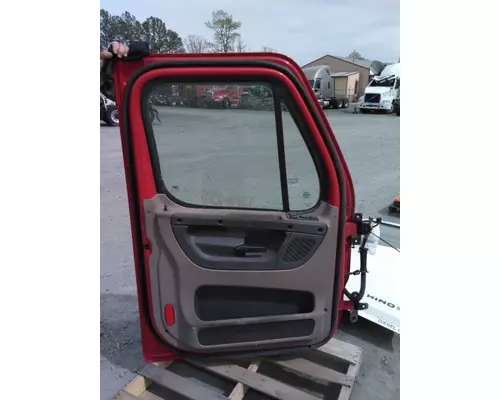 FREIGHTLINER CASCADIA 2008-2018 DOOR ASSEMBLY, FRONT