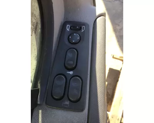 FREIGHTLINER CASCADIA 2008-2018 DOOR ASSEMBLY, FRONT