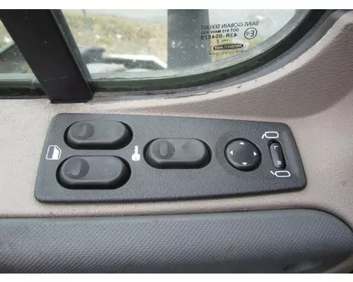 FREIGHTLINER CASCADIA 2008-2018 DOOR ASSEMBLY, FRONT