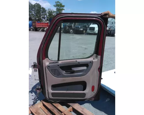 FREIGHTLINER CASCADIA 2008-2018 DOOR ASSEMBLY, FRONT