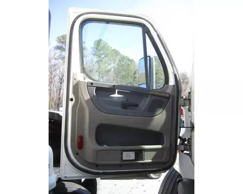 FREIGHTLINER CASCADIA 2008-2018 DOOR ASSEMBLY, FRONT