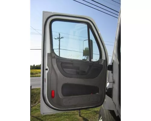 FREIGHTLINER CASCADIA 2008-2018 DOOR ASSEMBLY, FRONT