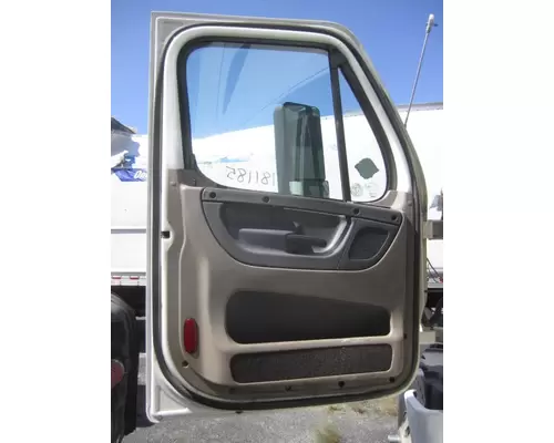 FREIGHTLINER CASCADIA 2008-2018 DOOR ASSEMBLY, FRONT