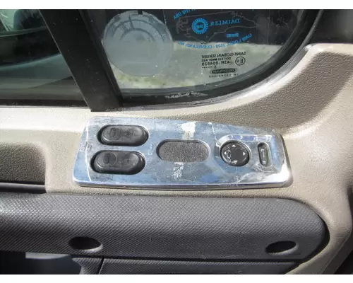 FREIGHTLINER CASCADIA 2008-2018 DOOR ASSEMBLY, FRONT