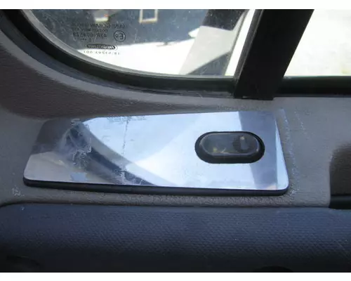 FREIGHTLINER CASCADIA 2008-2018 DOOR ASSEMBLY, FRONT
