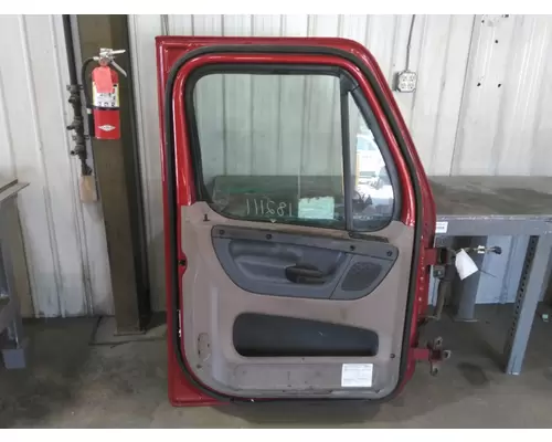 FREIGHTLINER CASCADIA 2008-2018 DOOR ASSEMBLY, FRONT