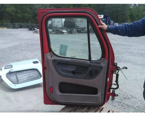FREIGHTLINER CASCADIA 2008-2018 DOOR ASSEMBLY, FRONT