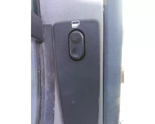 FREIGHTLINER CASCADIA 2008-2018 DOOR ASSEMBLY, FRONT