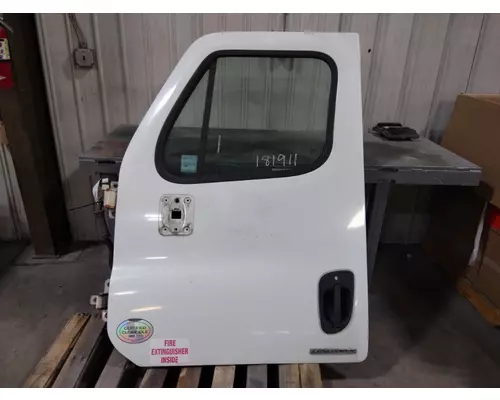 FREIGHTLINER CASCADIA 2008-2018 DOOR ASSEMBLY, FRONT