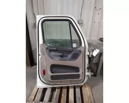 FREIGHTLINER CASCADIA 2008-2018 DOOR ASSEMBLY, FRONT