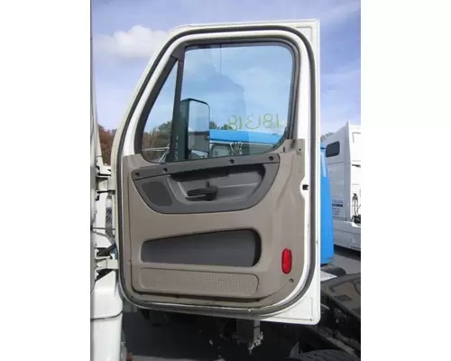 FREIGHTLINER CASCADIA 2008-2018 DOOR ASSEMBLY, FRONT
