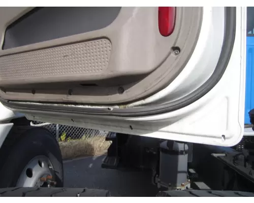 FREIGHTLINER CASCADIA 2008-2018 DOOR ASSEMBLY, FRONT