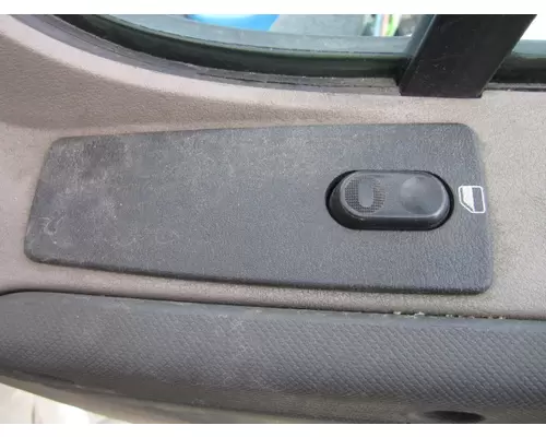 FREIGHTLINER CASCADIA 2008-2018 DOOR ASSEMBLY, FRONT