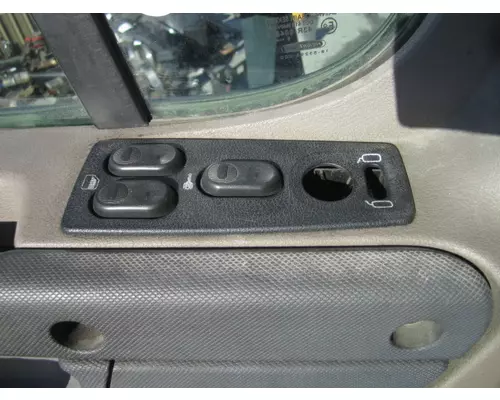 FREIGHTLINER CASCADIA 2008-2018 DOOR ASSEMBLY, FRONT