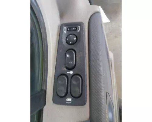 FREIGHTLINER CASCADIA 2008-2018 DOOR ASSEMBLY, FRONT